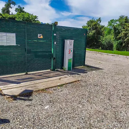 아파트 Belvedere One 브레쪼